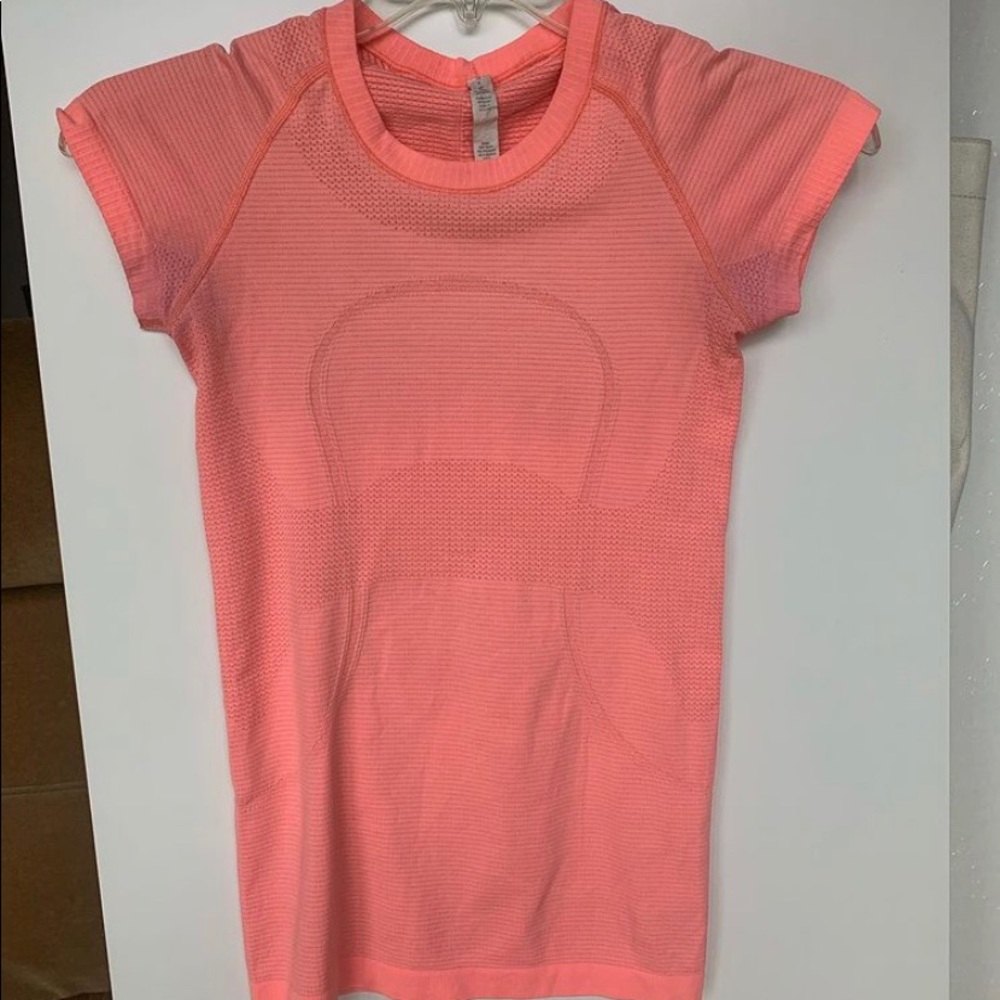 Lululemon Swiftly Tech